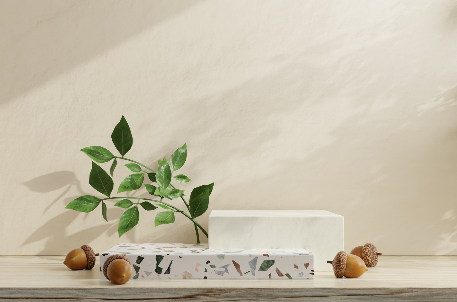 Mockup de produto sobre pedestal com acabamento terrazzo em fundo creme